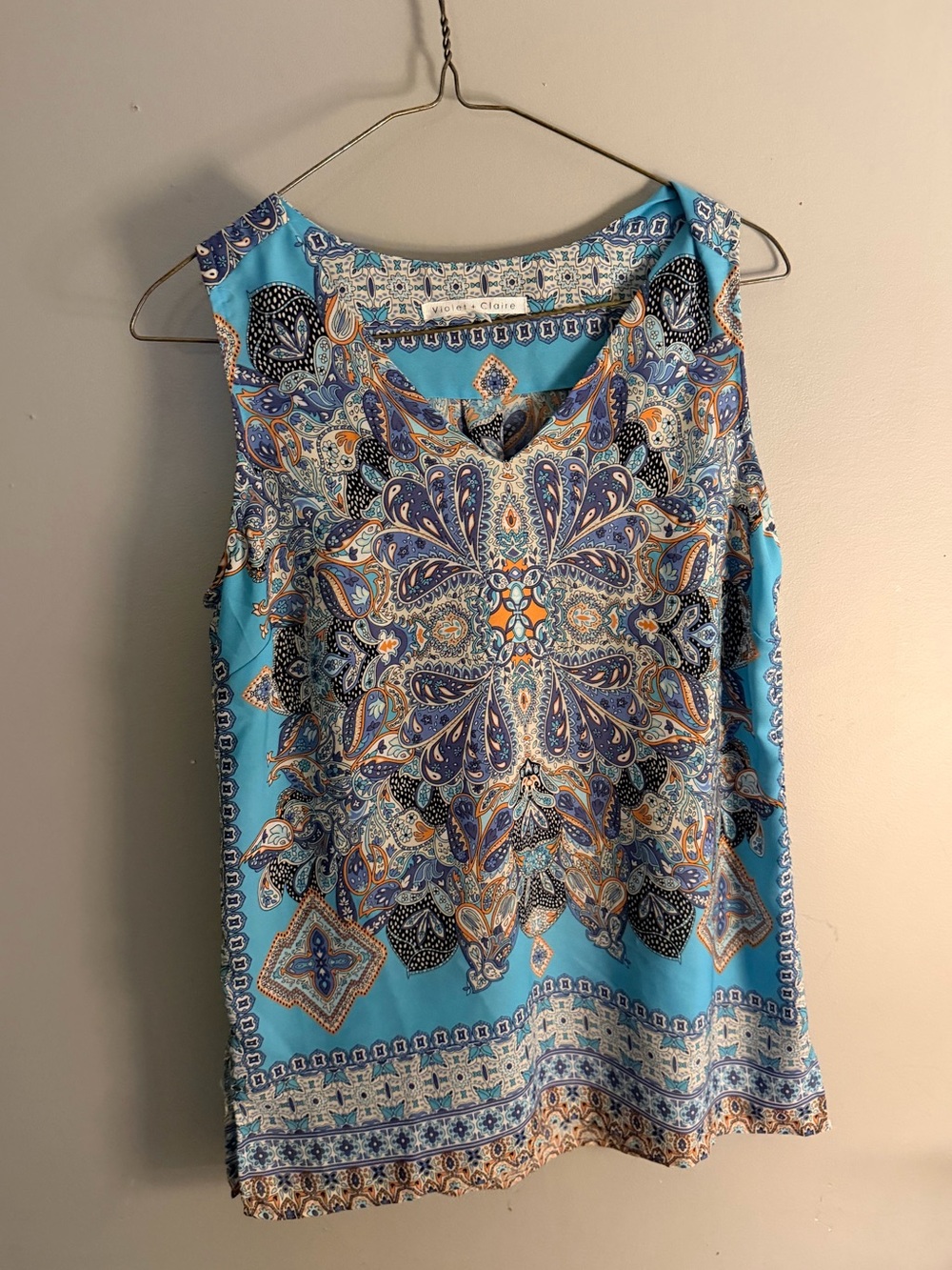Violet + Claire Bohemian paisley boho sleeveless tank top blouse